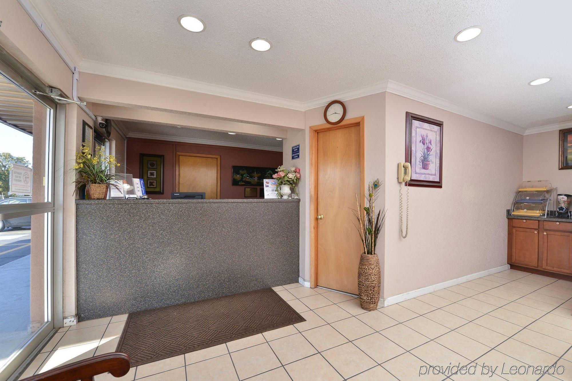 Americas Best Value Inn-Indianola Extérieur photo