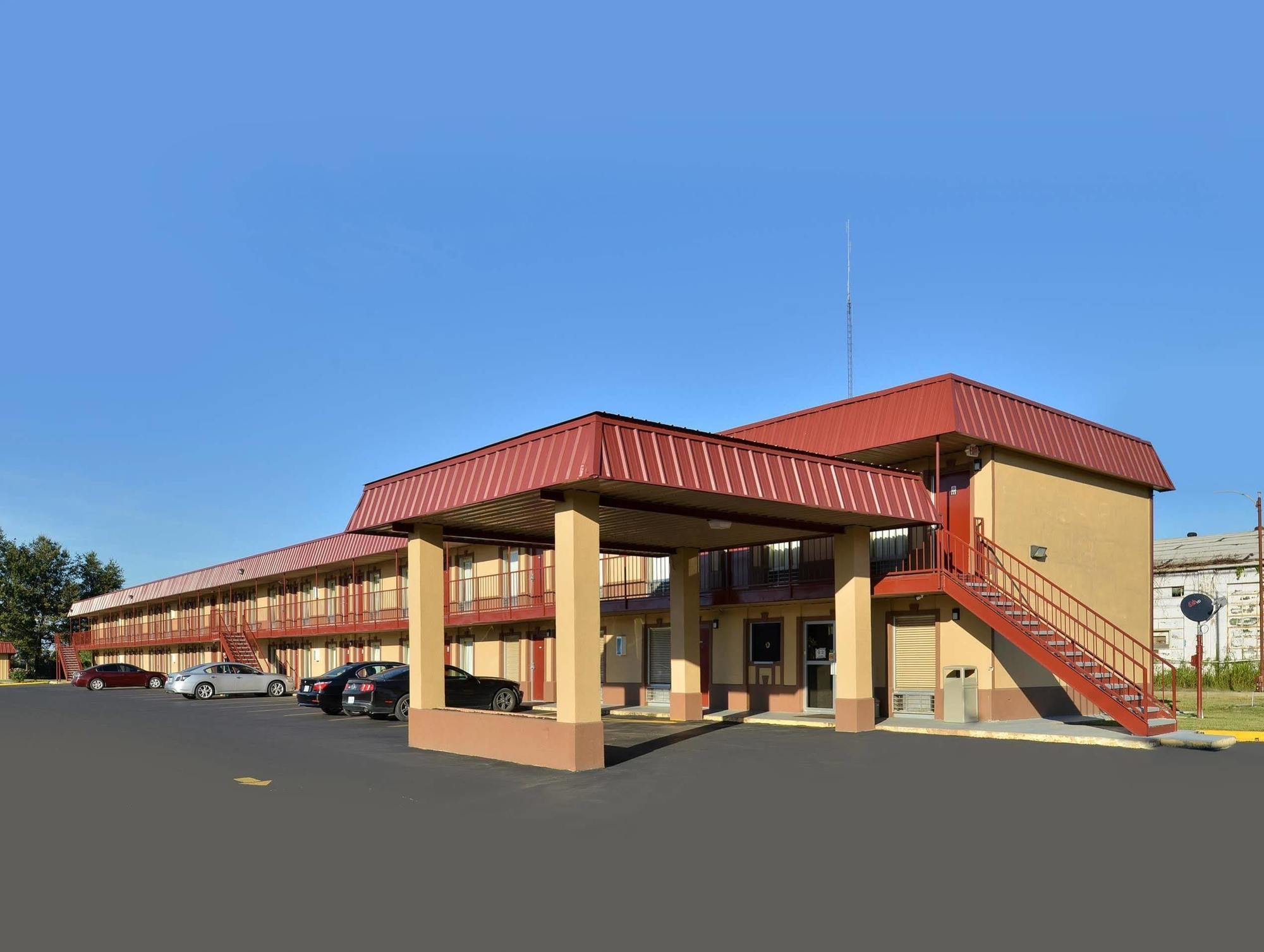 Americas Best Value Inn-Indianola Extérieur photo