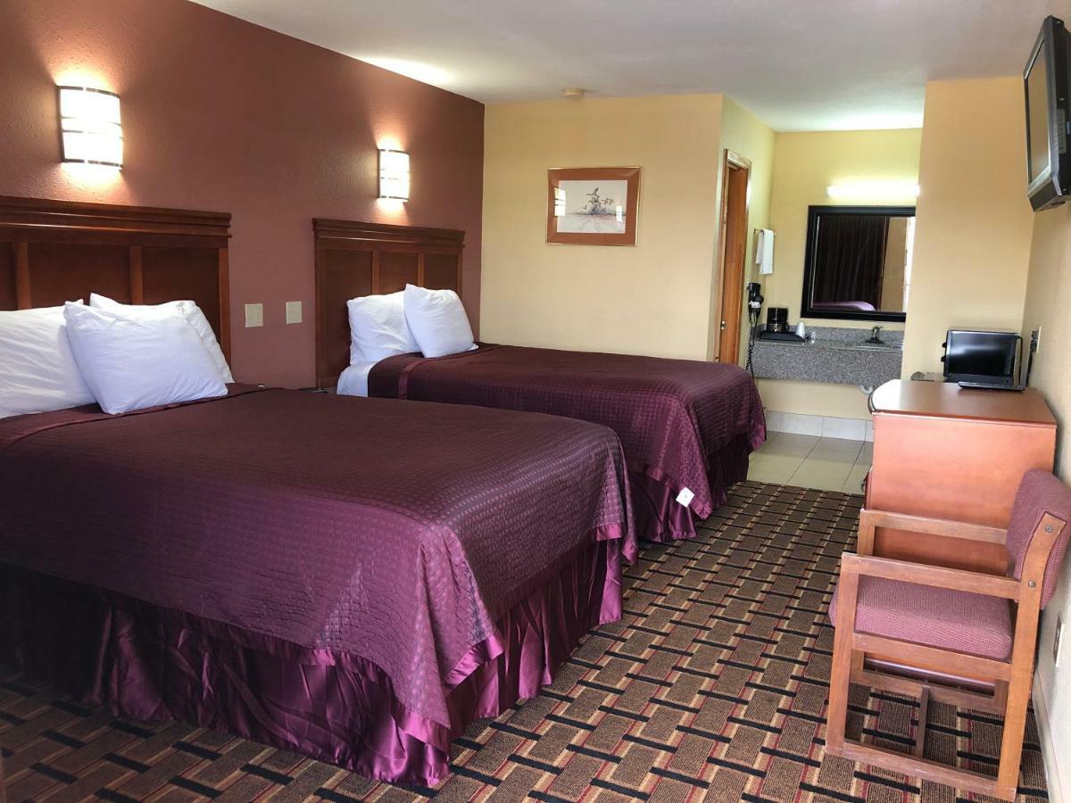 Americas Best Value Inn-Indianola Extérieur photo